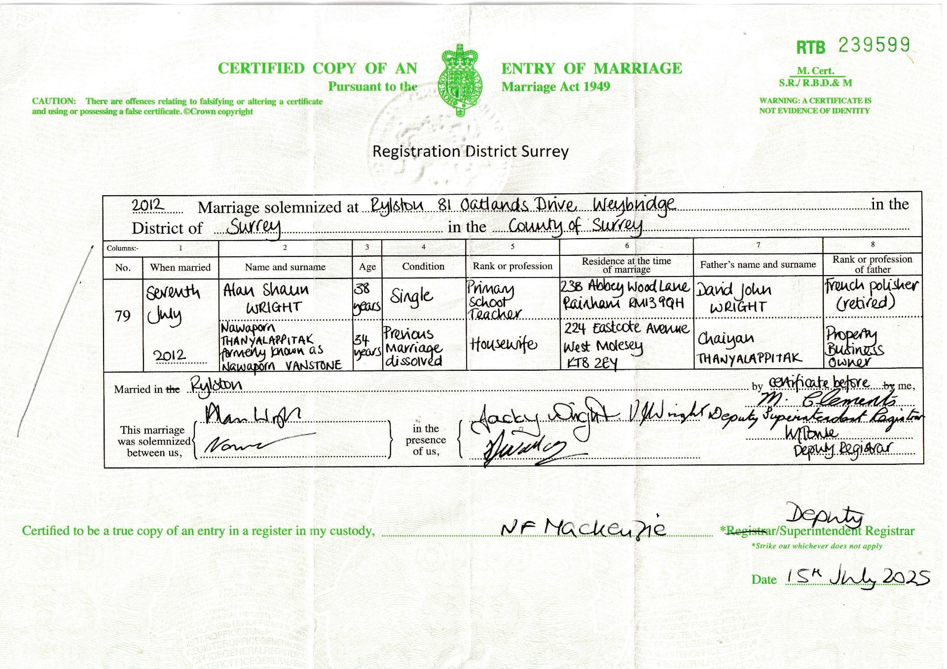 thumb_uk-marriage-certificate-translator_original.jpg